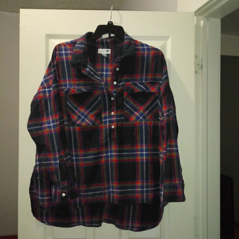 Old Navy Boyfriend shirt (XL)
